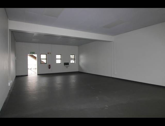151M² BUSINESS TO LET IN NDABENI
